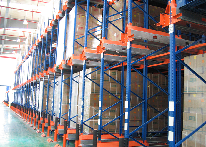 東莞穿梭式貨架公司哪家好?固爾美倉儲(chǔ)穿梭式貨架廠家